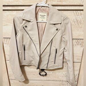 Abercrombie & Fitch Women's Light Leather Jacket